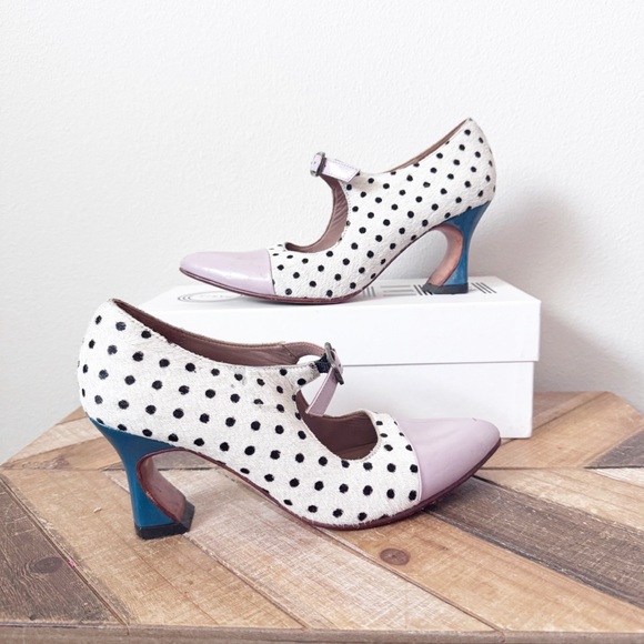 John Fluevog Malala White Pony Dot Heels, size 6 - Picture 6 of 16